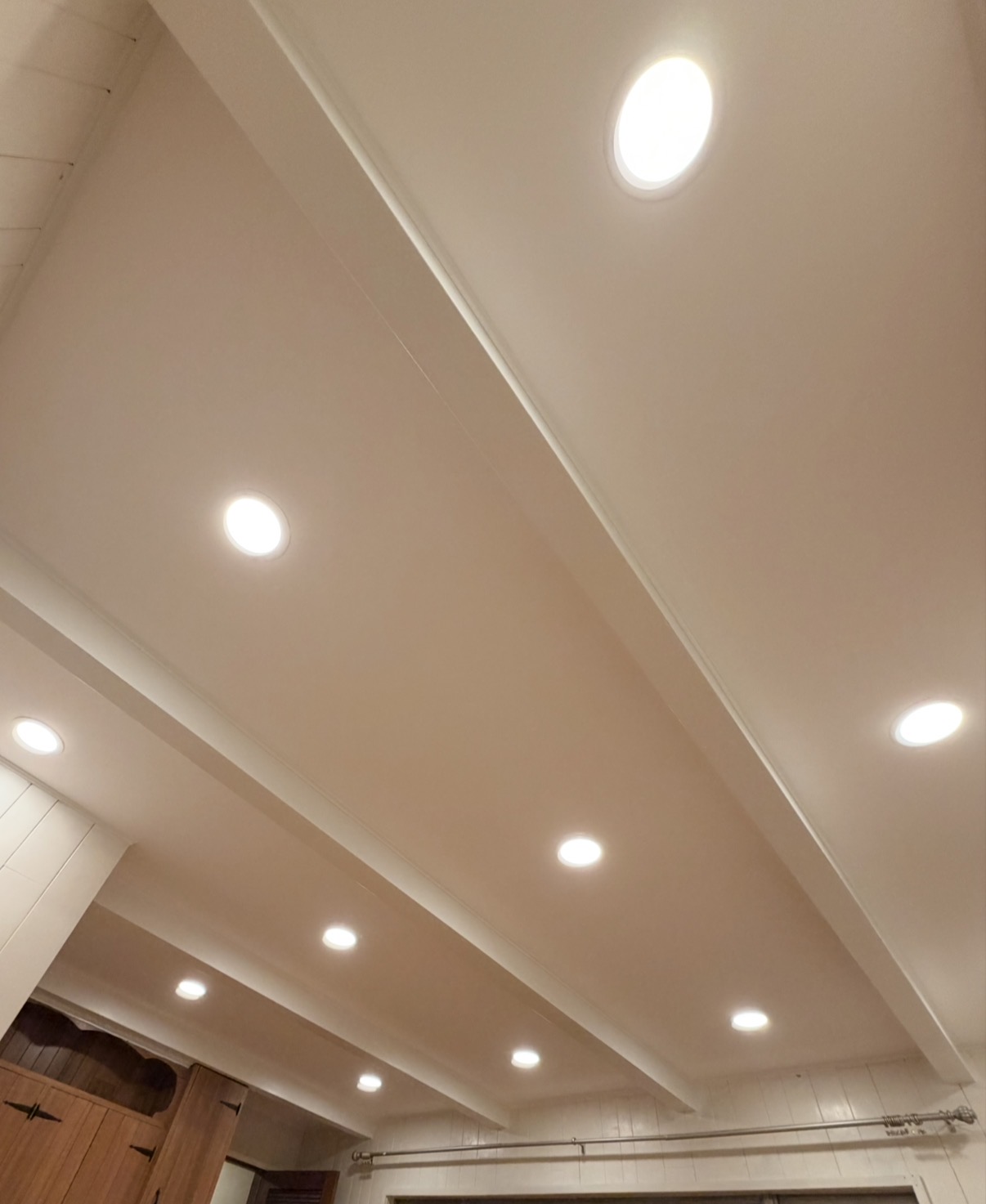 Interior painting photo